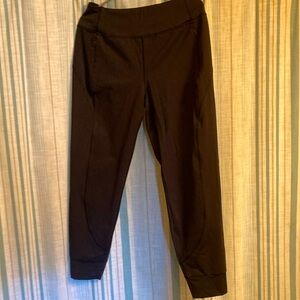 Athleta Rainier Mid-Rise Jogger, Black M - Athleisure, Workout, Soft, Pockets